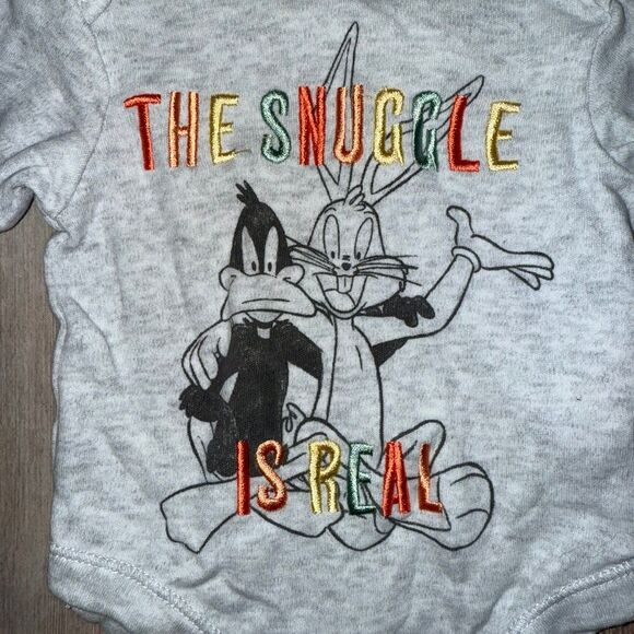 Looney Tunes 0-3 Months Onesie - Picture 2 of 4